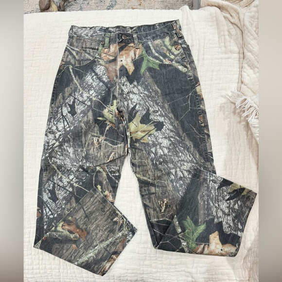 Vintage Wrangler Realtree Camo Jeans Hunting Outdoors Workwear W30 L30 - Picture 1 of 5